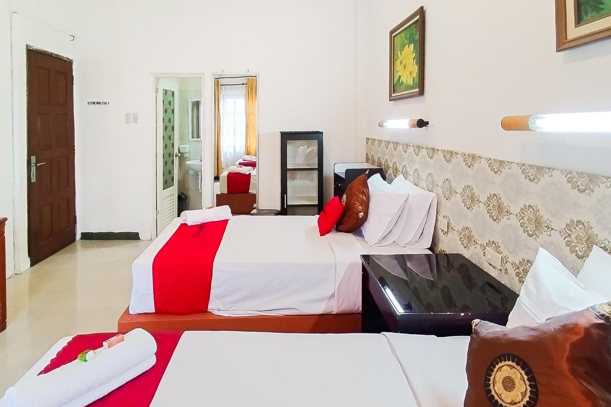 Reddoorz Near Focal Point Medan Hotel Sunggal Exterior photo