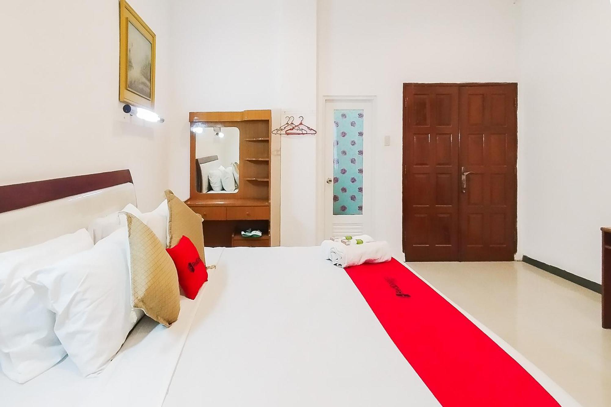 Reddoorz Near Focal Point Medan Hotel Sunggal Exterior photo