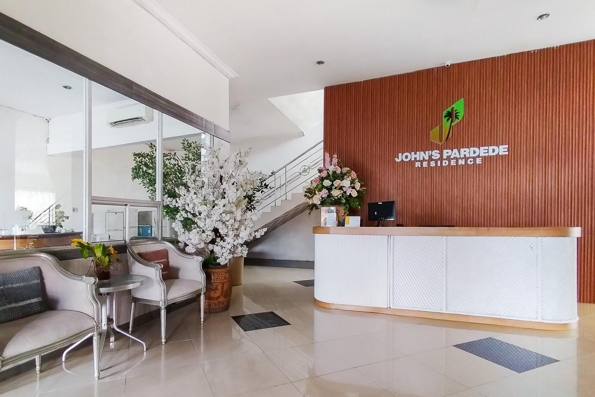 Reddoorz Near Focal Point Medan Hotel Sunggal Exterior photo